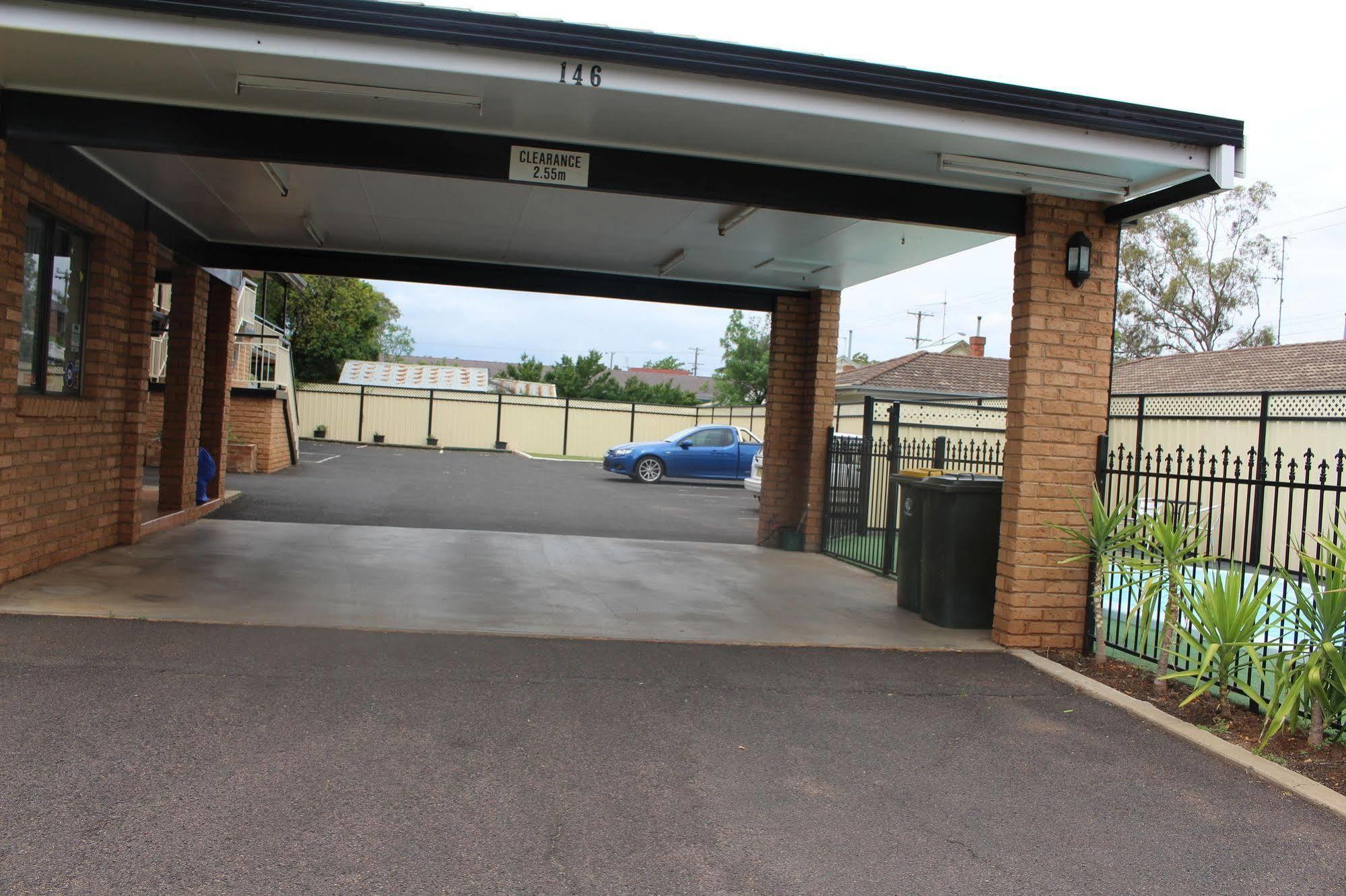 Centrepoint Motel Dubbo Luaran gambar